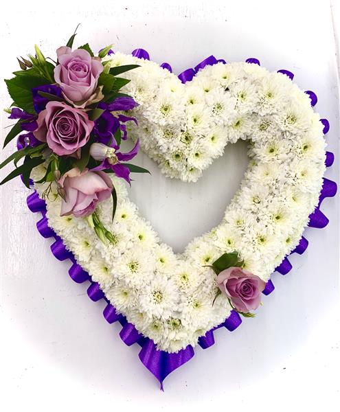 Chrysanthemum Open Heart Tribute